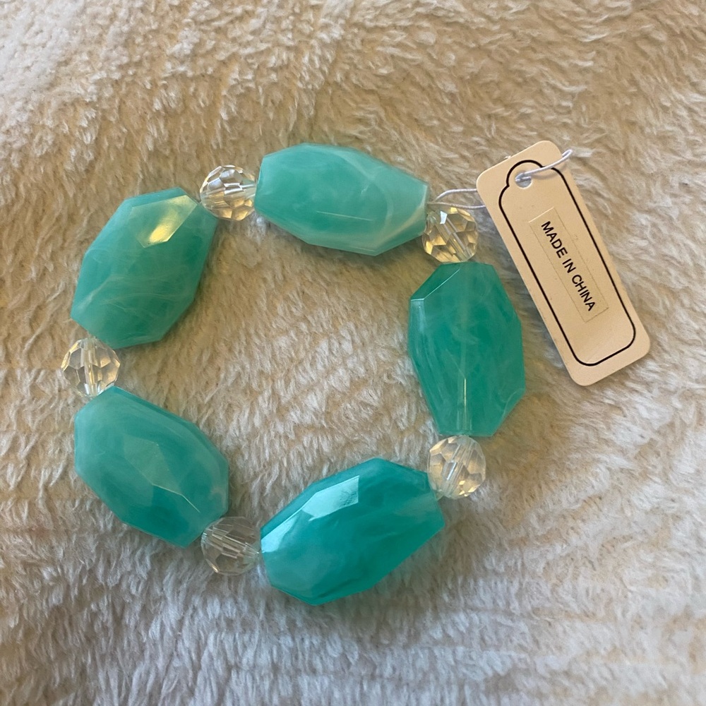 Turquoise Gemstone Bracelet with Clear Accents